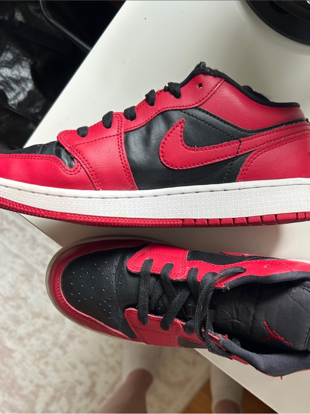Air Jordan 1 Low "Reverse Bred" GS Youth 6Y (Fits Women 7.5-8) - Picture 9 of 10